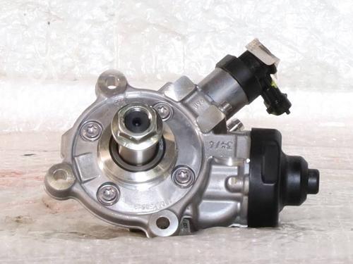 Used Injection pump Injection pump FIAT TIPO Hatchback (356_, 357_) 1.6 Multijet (357HXG1) (131 hp) 40008141 40008141