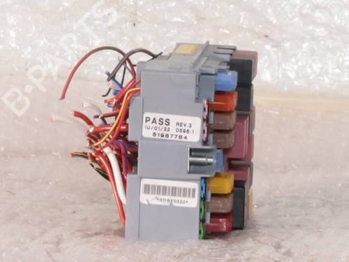 Fuse box JEEP RENEGADE SUV (BU, B1, BV) 1.6 MultiJet | BP40039728E1 - Image 4