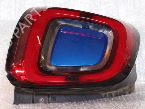 left-taillight-fiat-500x-334_-2014-39740033 main image