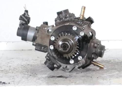 Used Injection pump FIAT TALENTO Bus (296_) 1.6 D (145 hp) 30661870