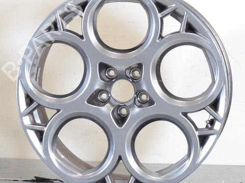 rim-alfa-romeo-tonale-965_-2022-30859218 main image