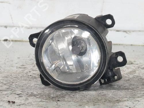 right-front-fog-light-jeep-renegade-suv-bu-b1-bv-2014-30662852 main image