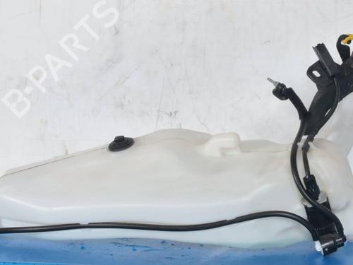 Used Windscreen washer tank Windscreen washer tank JEEP AVENGER (J2) 1.2 T3 e-Hybrid (110 hp) 30859523 30859523