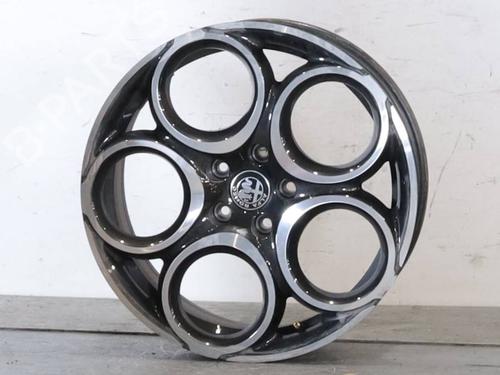 rim-alfa-romeo-tonale-965_-2022-38643590 main image