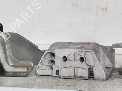 Used Engine mount FIAT DUCATO Van (250_) 140 Multijet 2,2 D (140 hp) 30738627