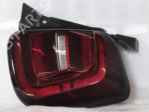 Used Right taillight Right taillight 37020304 37020304