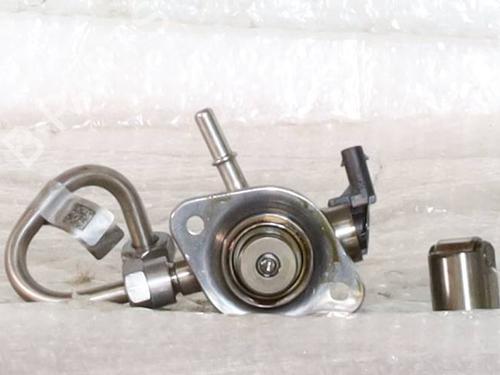 Used Injection pump Injection pump ALFA ROMEO TONALE (965_) 1.3 Hybrid Q4 (280 hp) 39973361 39973361