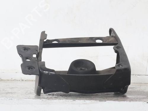 Used Engine mount Engine mount CITROËN XSARA Break (N2) 1.4 i (75 hp) 33055646 33055646