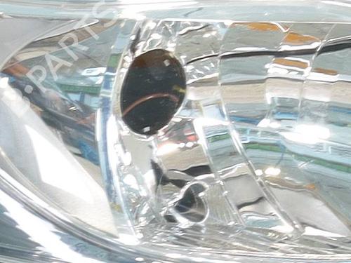 Used Right headlight LANCIA YPSILON (312_) 1.2 (312.PXA1A, 312.YXA1A) (69 hp) 28192860