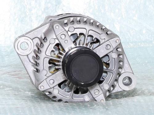 generator-alfa-romeo-giulia-952_-2015-38949354 main image