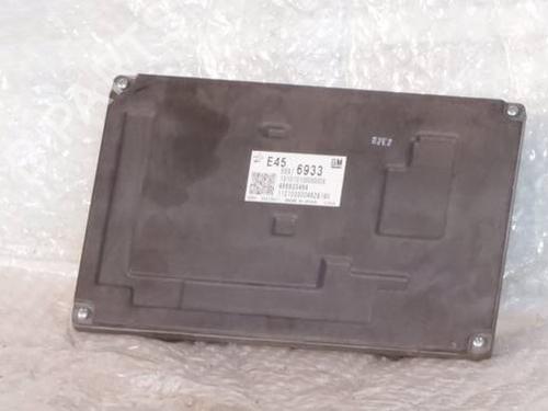 engine-control-unit-ecu-opel-astra-k-b16-2015-2016-2017-2018-2019-2020-2021-2022-39910563 main image