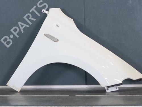 right-front-fenders-fiat-tipo-hatchback-356_-357_-2016-39581653 main image