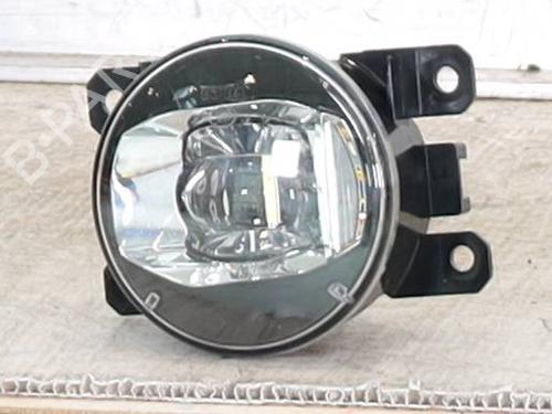 left-front-fog-light-fiat-500x-334_-2014-26309831 main image