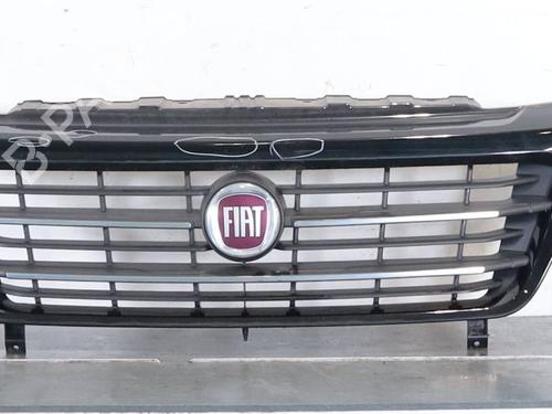 Used Grille Grille 39427637 39427637