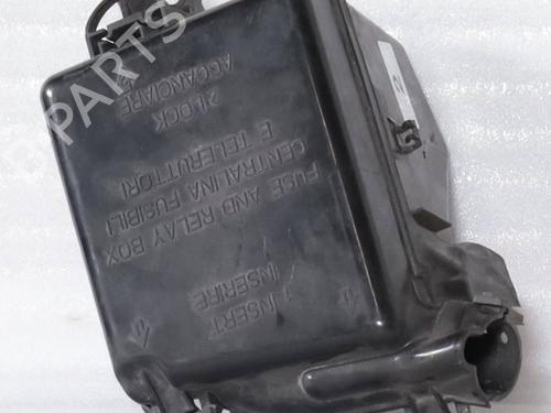 Used Fuse box Fuse box FIAT PANDA (169_) 1.3 D Multijet (169AXG1A, 169AXD1A) (75 hp) 36774676 36774676