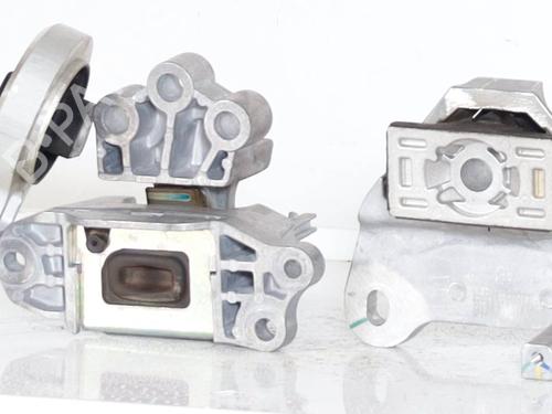 Used Engine mount Engine mount FIAT TIPO Estate (356_, 357_) 1.4 (356WXA1B) (95 hp) 27482335 27482335