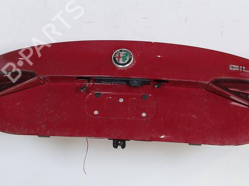 tailgate-alfa-romeo-giulia-952_-2015-23133575 main image