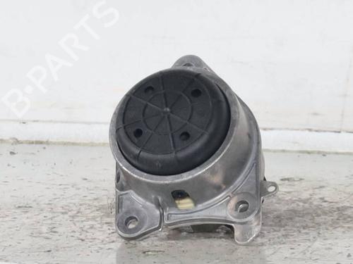Used Engine mount ALFA ROMEO GIULIA (952_) 2.2 D (952AFA25, 952AFM25, 952ALA25) (180 hp) 30662522