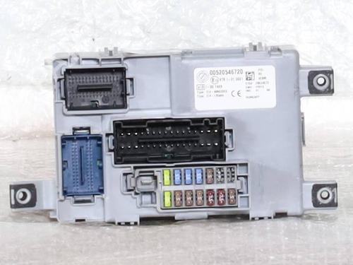 Used Fuse box Fuse box FIAT 500 (312_) 1.2 (312AXA1A) (69 hp) 39667689 39667689