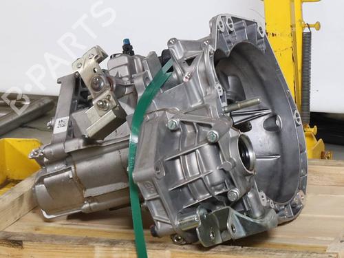 Used Gearbox Gearbox FIAT 500 C (312_) 1.0 Mild Hybrid (312.AYD1B) (69 hp) 40007774 40007774