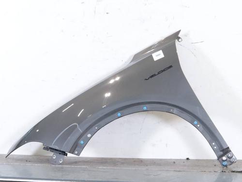 left-front-fenders-alfa-romeo-tonale-965_-2022-36217722 main image