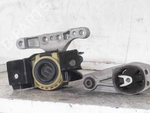 Used Engine mount Engine mount OPEL CROSSLAND X / CROSSLAND (P17, P2QO) 1.5 Turbo D (75) (120 hp) 34054218 34054218