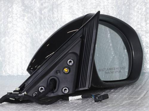 Used Right mirror Right mirror 39022265 39022265
