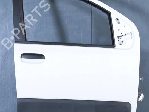 Used Right front door FIAT PANDA (312_, 319_) 1.0 Mild Hybrid (312.PYD1B) (69 hp) 31647748