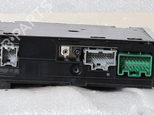 Used Radio Radio 37516116 37516116