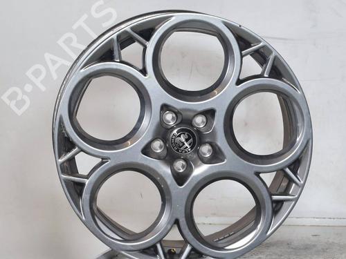 rim-alfa-romeo-tonale-965_-2022-30738540 main image