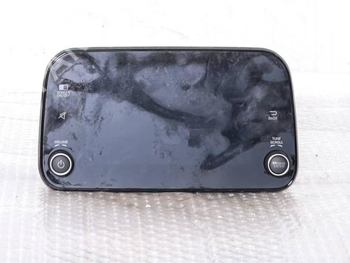 display-monitor-fiat-tipo-hatchback-356_-357_-2016-40008046 main image