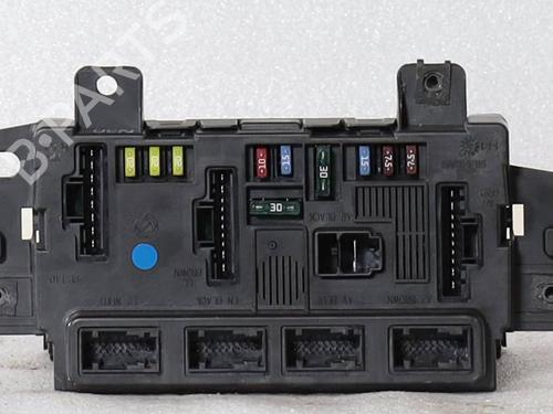 Used Fuse box Fuse box 37169324 37169324