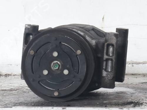 Used AC compressor AC compressor FIAT 500 (312_) 1.4 (312AXC1B, 312CXC1B) (100 hp) 33285082 33285082