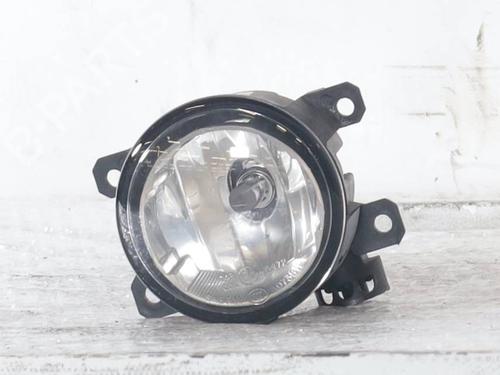 left-front-fog-light-jeep-renegade-suv-bu-b1-bv-2014-33537466 main image