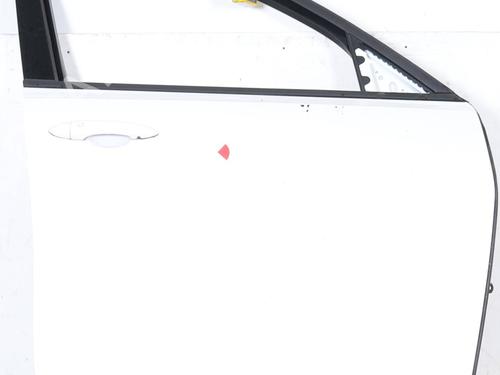 right-front-door-alfa-romeo-tonale-965_-2022-25145409 main image