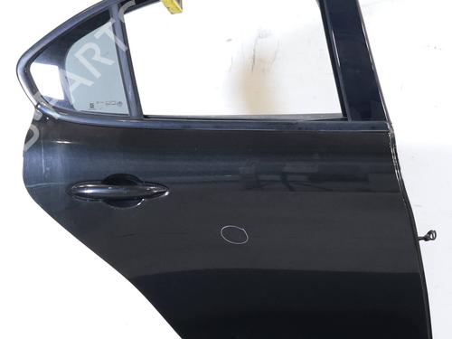 right-rear-door-alfa-romeo-giulia-952_-2015-31902096 main image