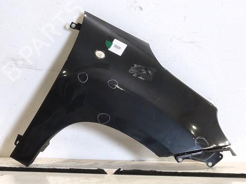 right-front-fenders-fiat-500l-351_-352_-2012-30490470 main image