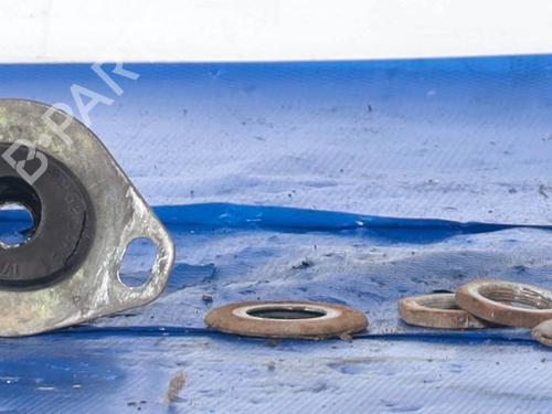 Used Engine mount Engine mount PEUGEOT 206 CC (2D) 1.6 16V (2DNFUF, 2DNFUR) (109 hp) 33283359 33283359