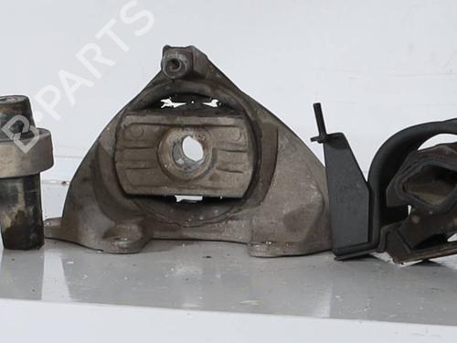 Used Engine mount Engine mount FIAT PUNTO (188_) 1.3 JTD 16V (70 hp) 29041112 29041112