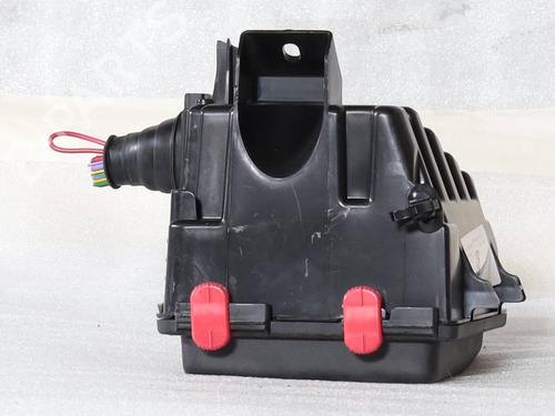 Used Fuse box Fuse box 39199199 39199199