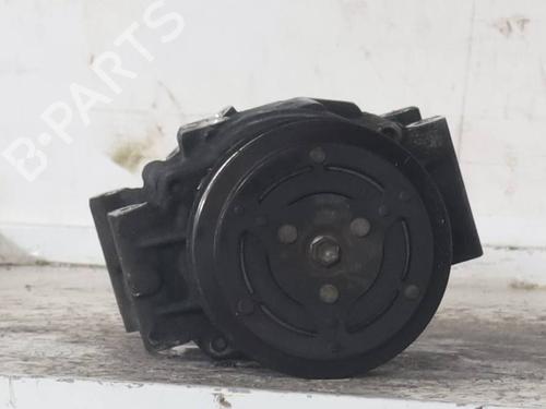 Used AC compressor AC compressor LANCIA YPSILON (843_) 1.3 D Multijet (843.AXF11, 843.AXF1A, 843.AXM11,... (75 hp) 33234026 33234026