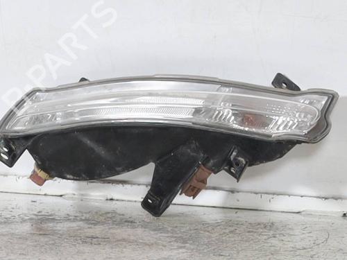 right-daytime-light-jeep-compass-mp-m6-mv-m7-2016-29008780 main image