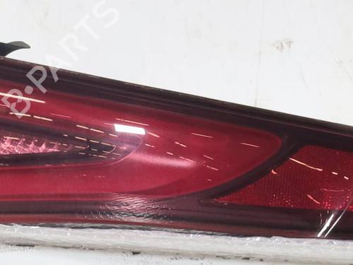 right-taillight-alfa-romeo-giulia-952_-2015-32706064 main image