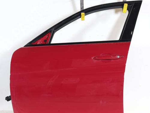 left-front-door-alfa-romeo-giulia-952_-2015-29892569 main image