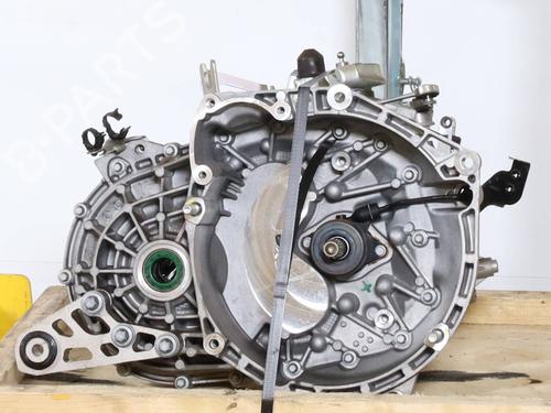 gearbox-jeep-renegade-suv-bu-b1-bv-2014-40039734 main image