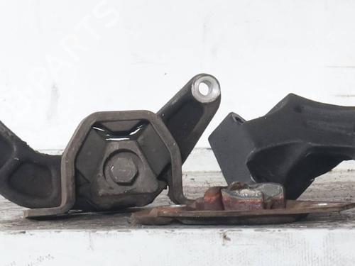 Used Engine mount Engine mount FIAT SEICENTO / 600 (187_) 1.1 (187AXB, 187AXB1A, 187AXC1A02) (54 hp) 33284972 33284972
