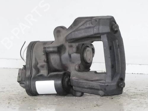 right-rear-brake-caliper-alfa-romeo-giulia-952_-2015-30738459 main image