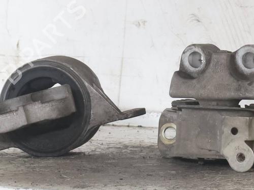 Used Engine mount Engine mount FIAT PUNTO EVO (199_) 1.3 D Multijet (199AXC1A, 199BXC1A, 199AXT1A, 199BXT1A) (75 hp) 33615811 33615811