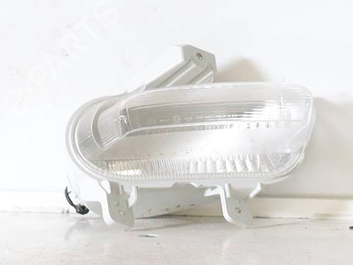 Used Right daytime light Right daytime light JEEP RENEGADE SUV (BU, B1, BV) 1.3 PHEV 4Xe (240 hp) 23965475 23965475