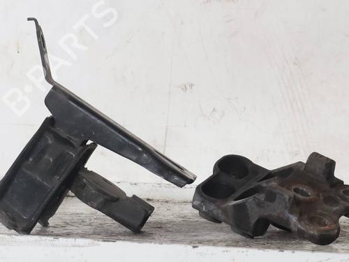Used Engine mount Engine mount PEUGEOT 107 (PM_, PN_) 1.0 (68 hp) 33283680 33283680